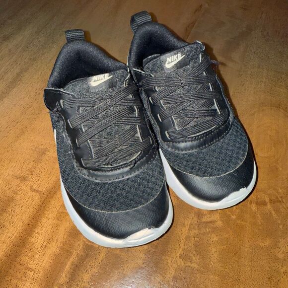Nike Tanjun EasyOn Toddler Shoes, Size 9C, DX9043-00 - Picture 2 of 7